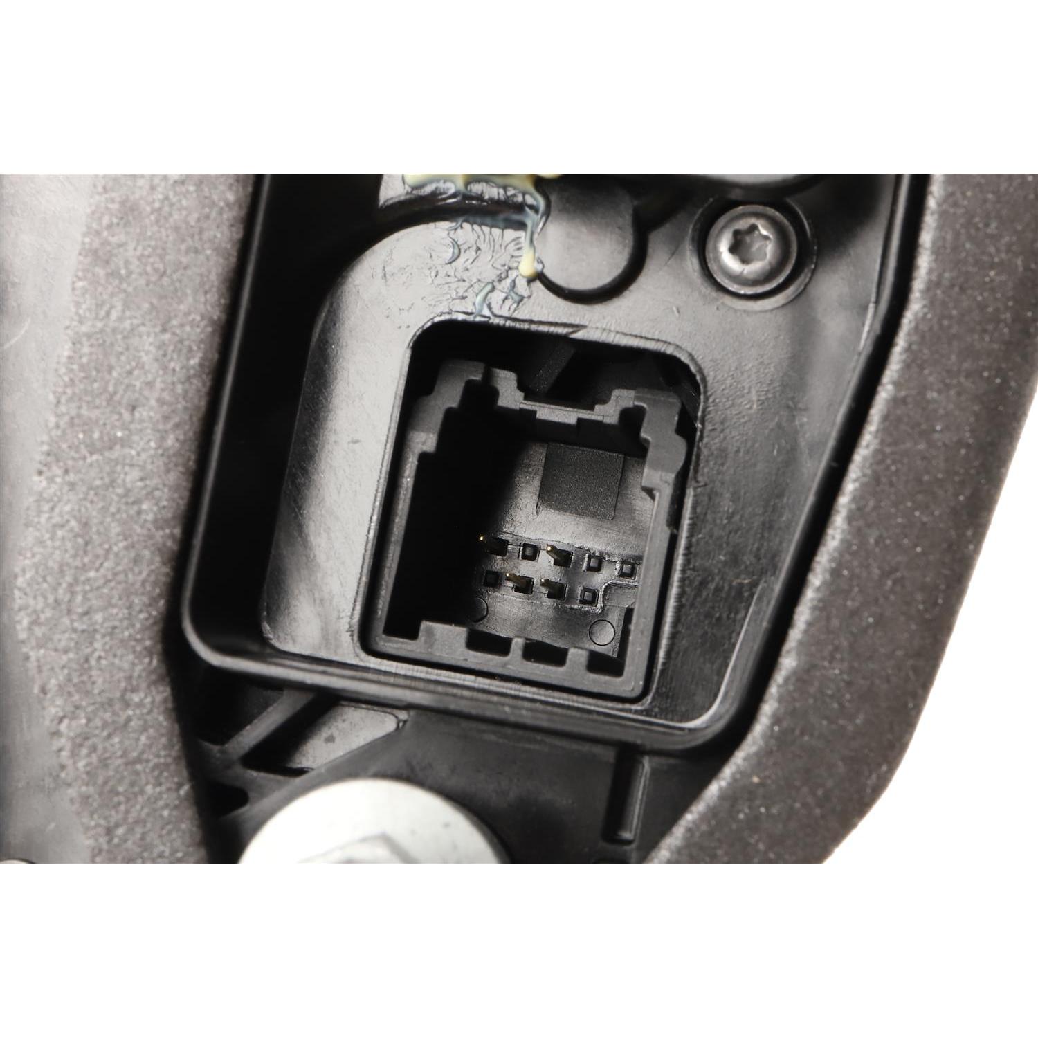 GM Genuine Parts Door Latch Assembly 13546550 | AutoZone