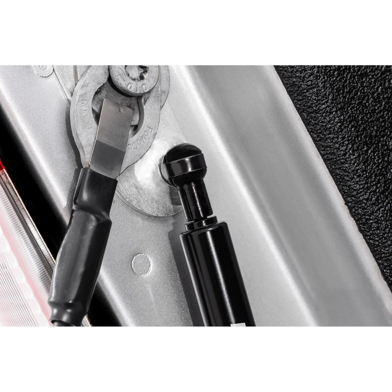 Rough Country Tailgate Lift Support 73222 | AutoZone
