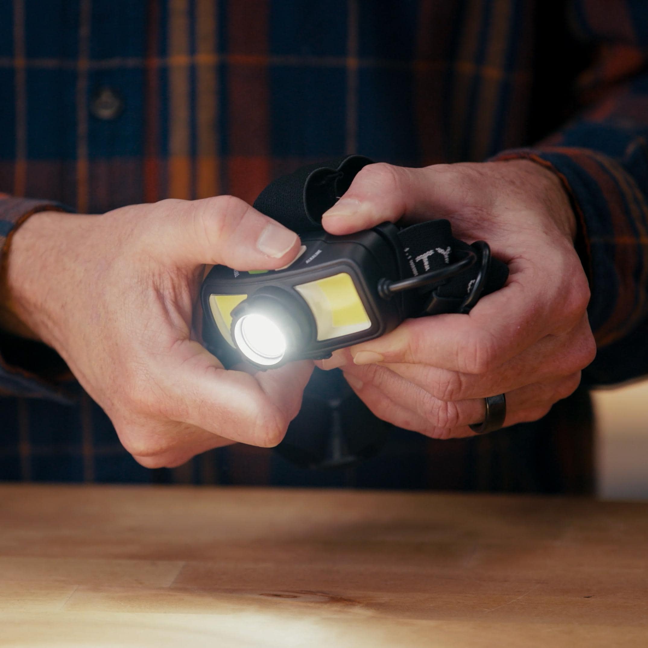 Police Security Flashlight 97414 | AutoZone