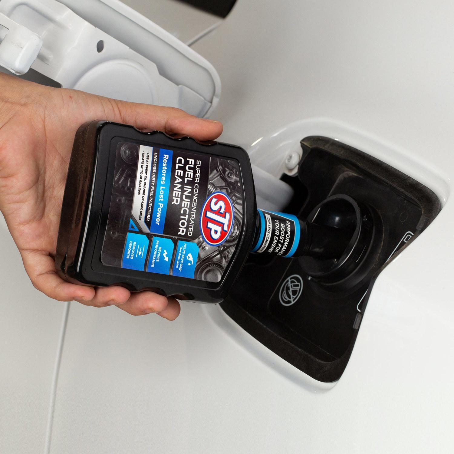 STP Fuel Injector Cleaner 12oz | AutoZone