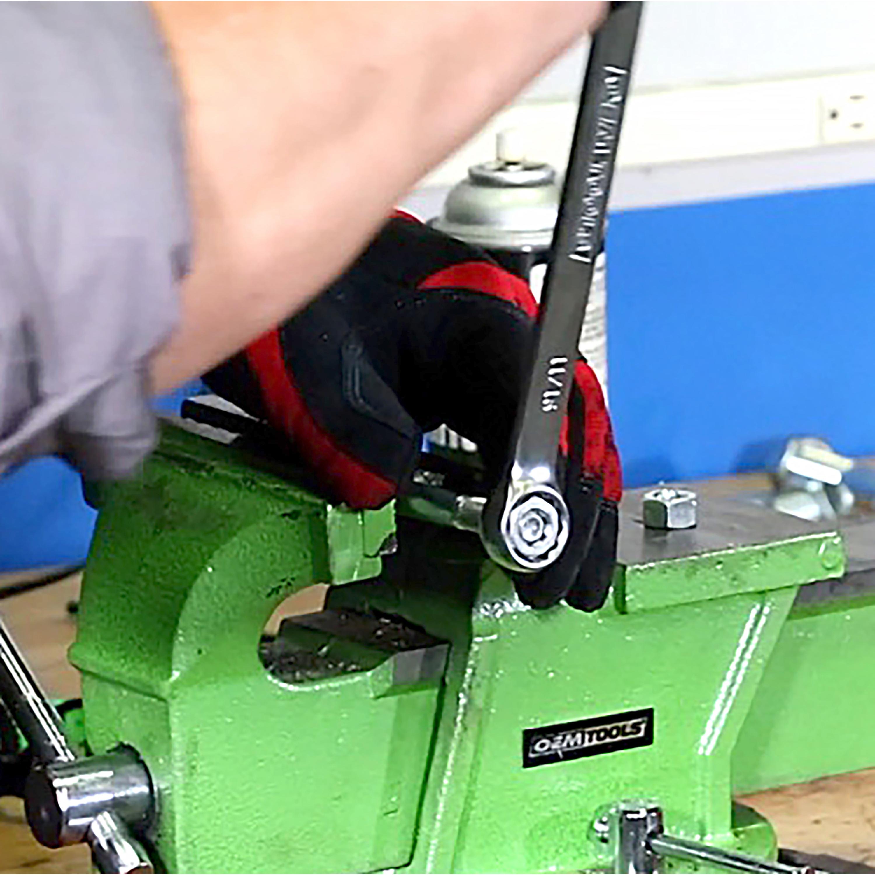 OEMTOOLS Thread Restorer Set | AutoZone