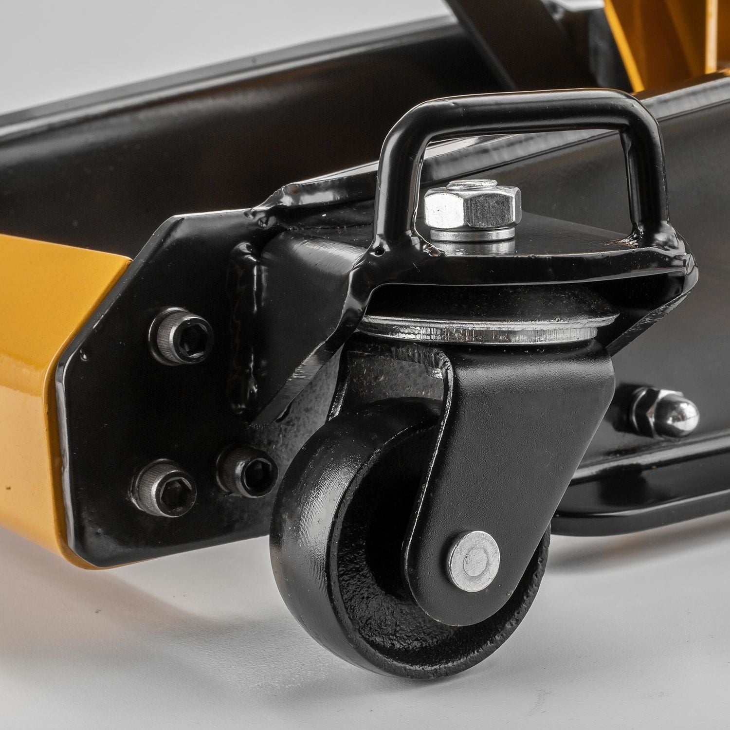 CAT Licensed by BDK USA Inc 4500 Floor Jack | AutoZone