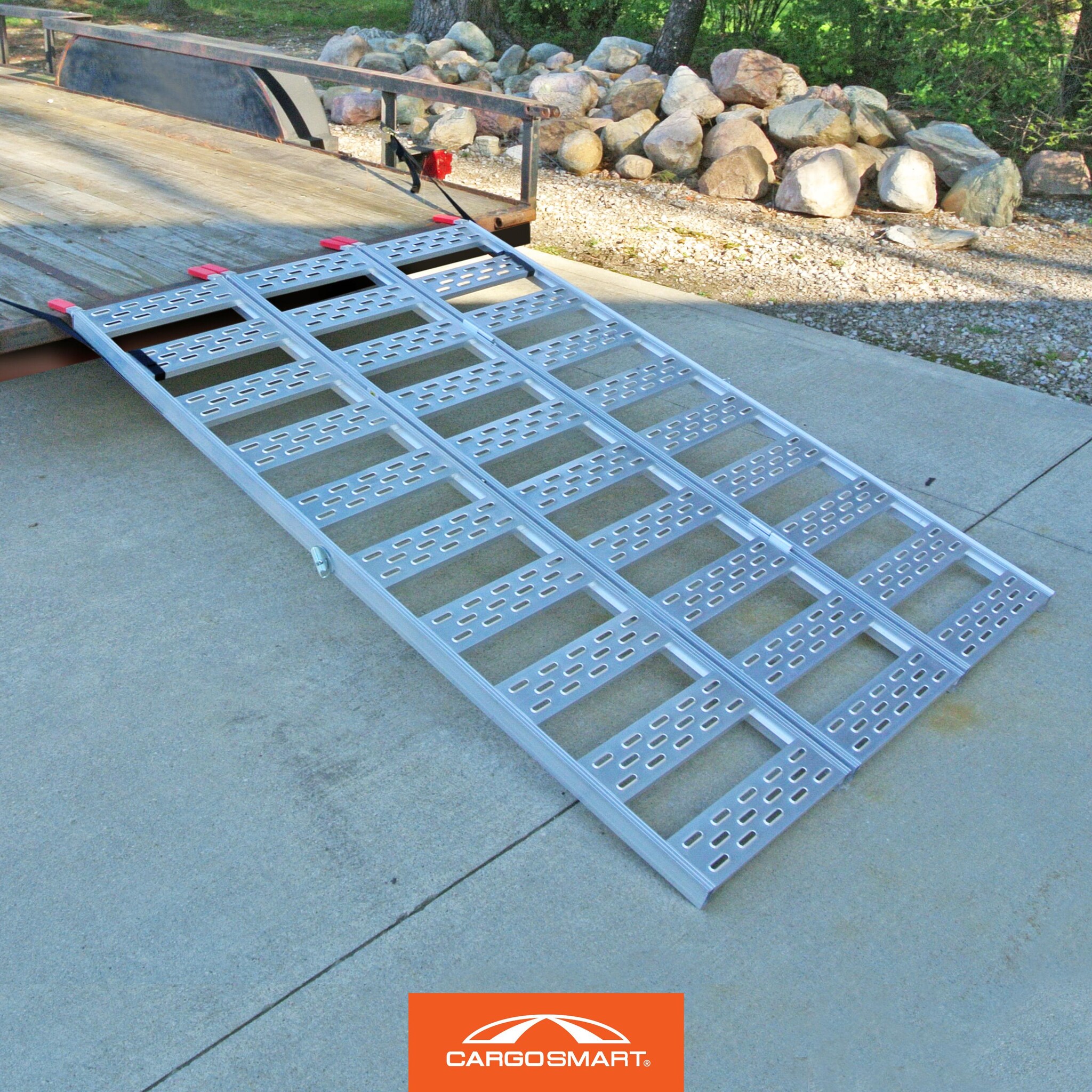 CargoSmart Tri Fold Ramp with Treads