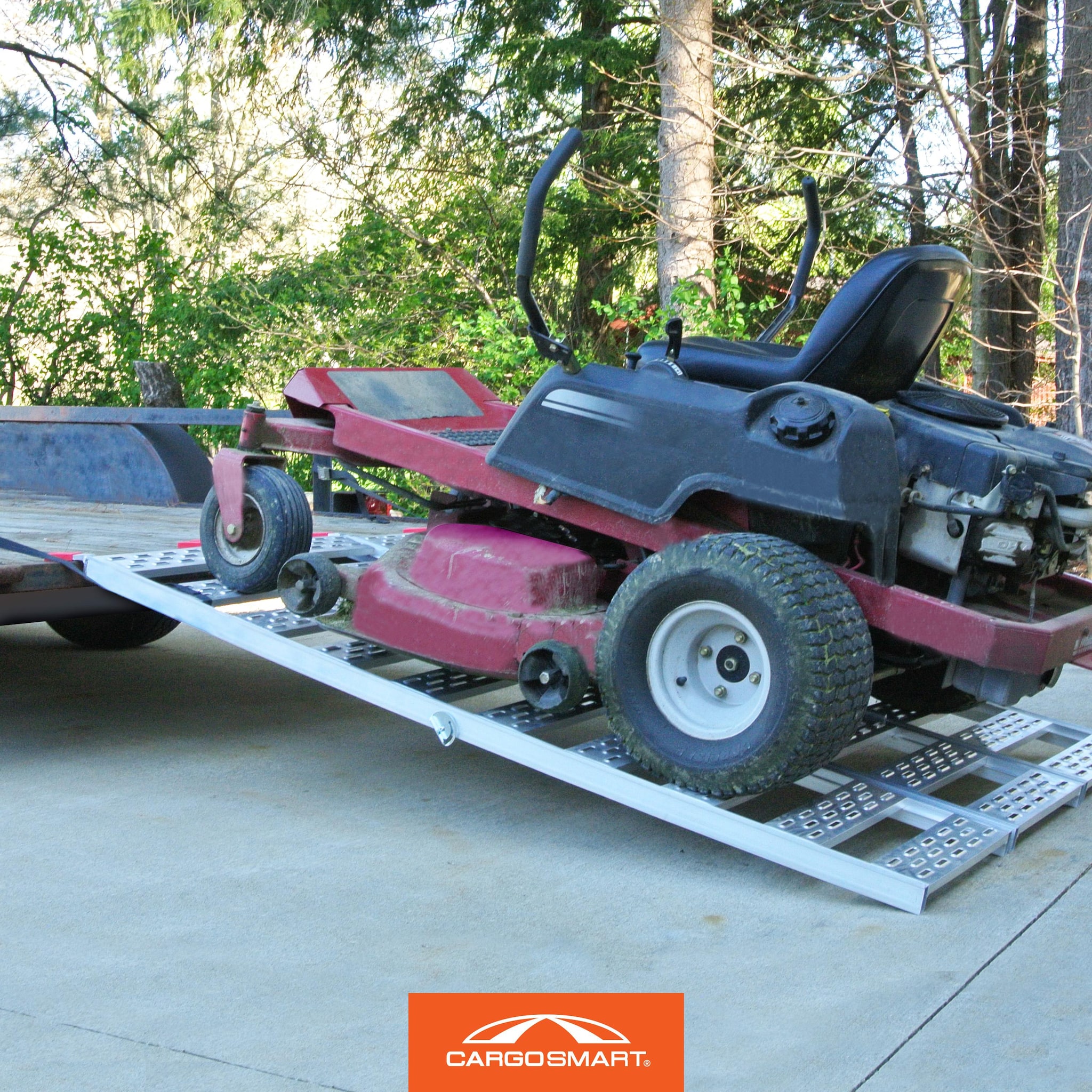 CargoSmart Tri Fold Ramp with Treads