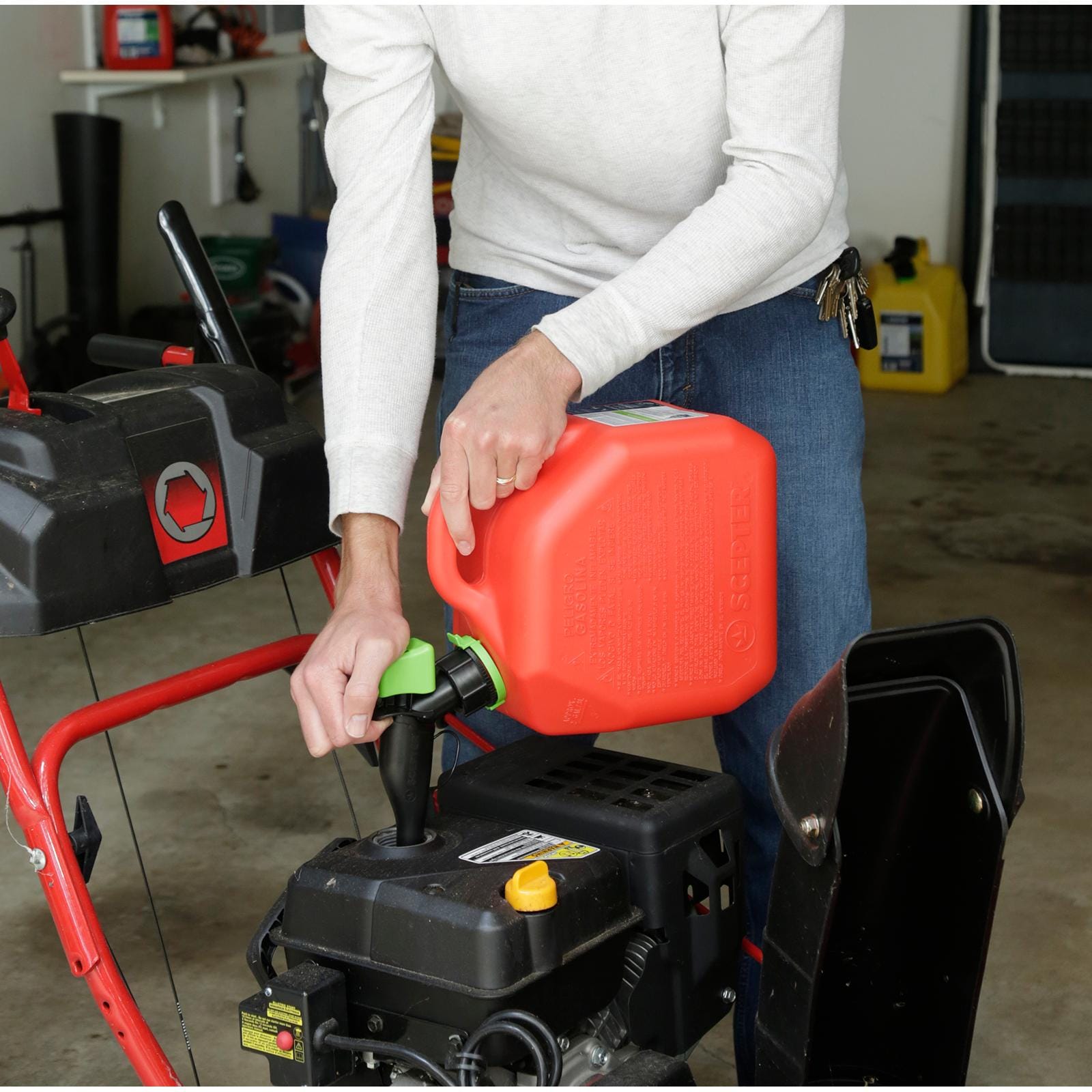 Scepter 2 gal Fuel Can FR1G251 | AutoZone