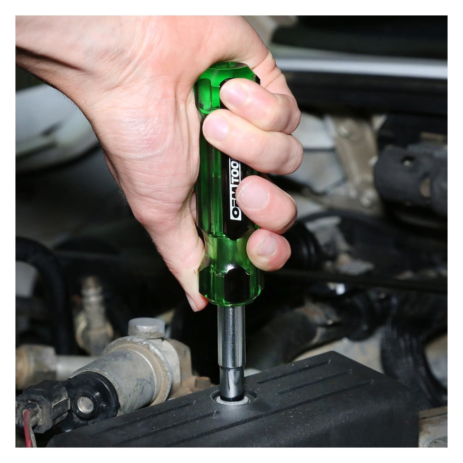 OEMTOOLS 13 in 1 Multi-Bit Screwdriver, Nut Driver And Schrader