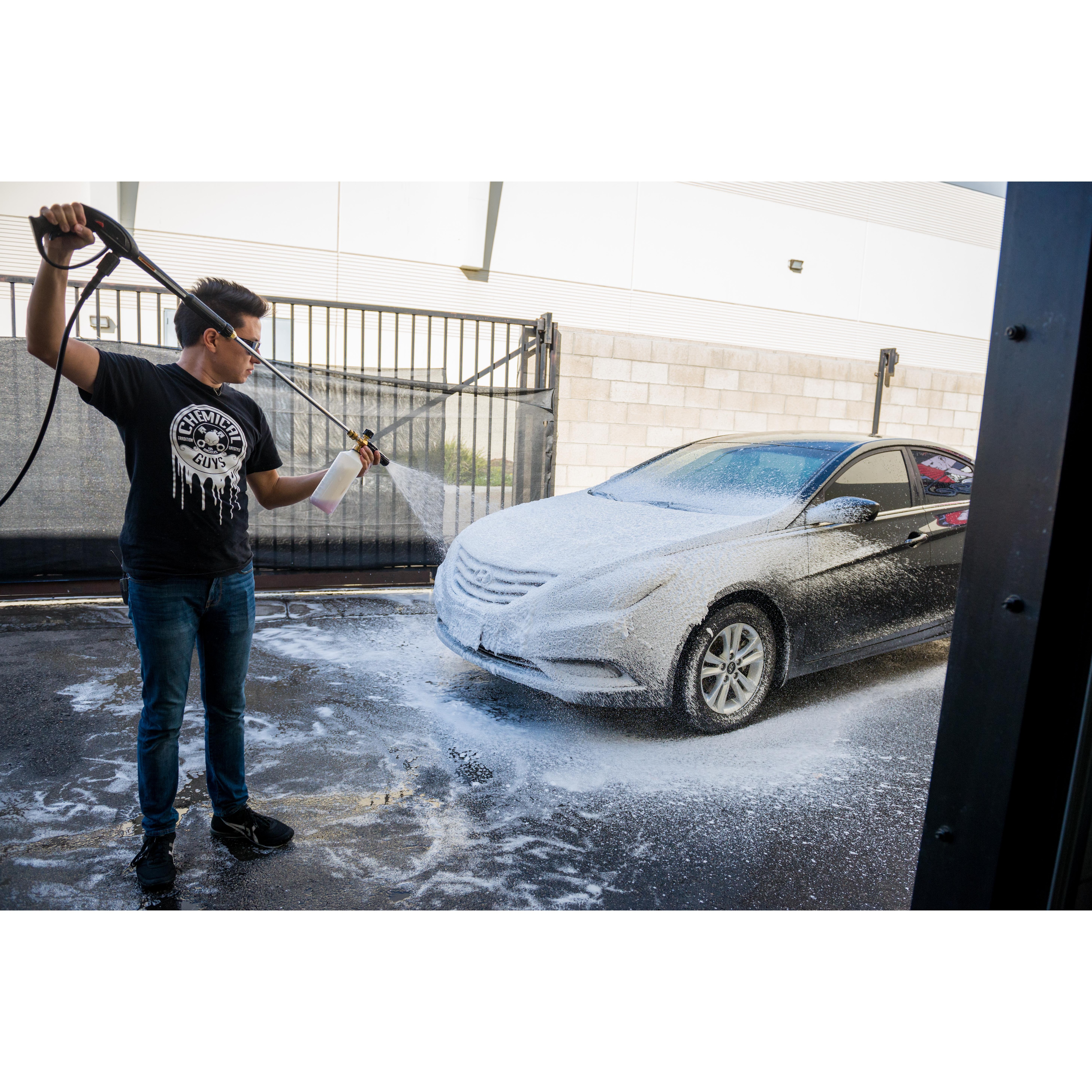Chemical Guys Black Light Hybrid Radiant Finish Car Wash 1 gal