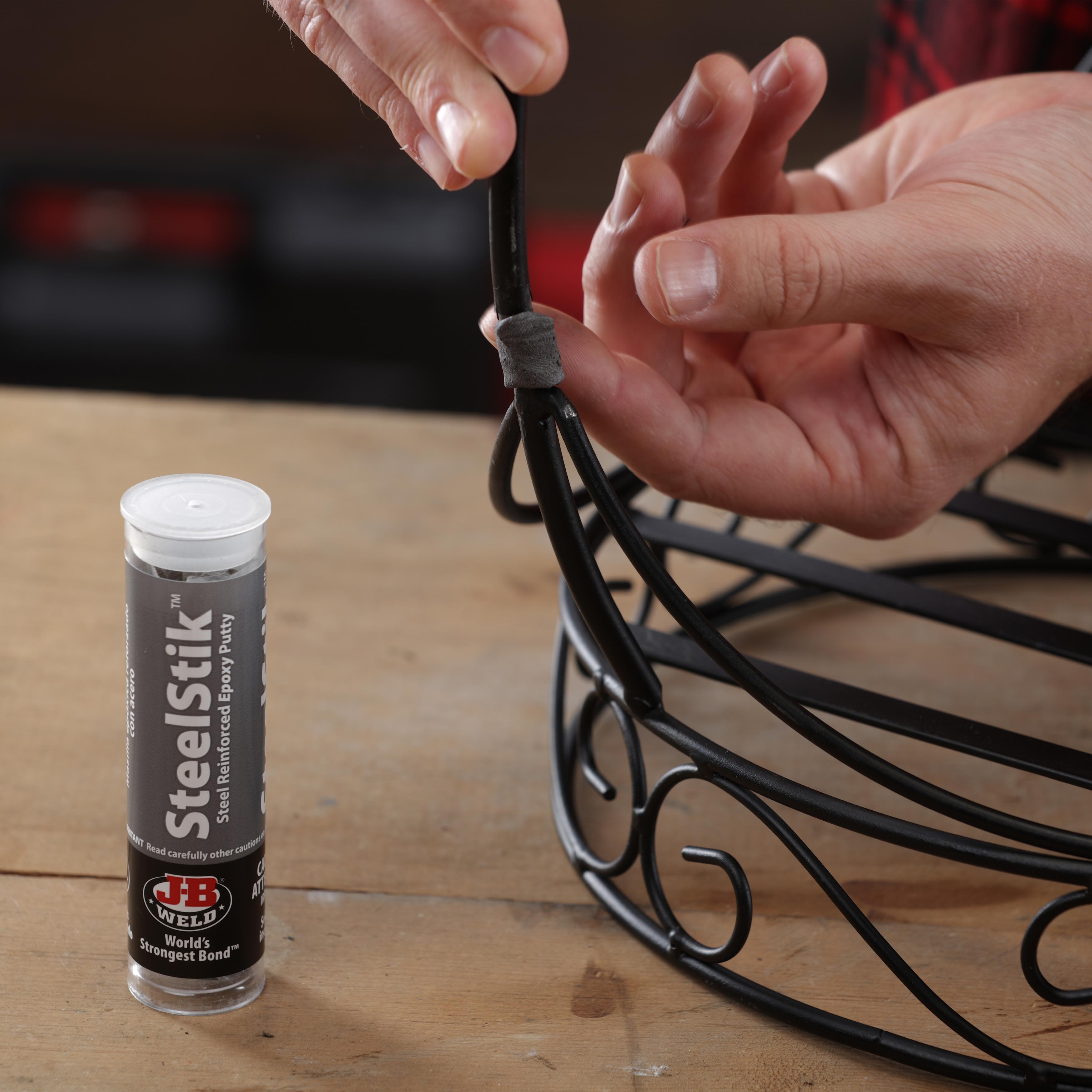 J-B Weld SteelStik Steel Reinforced Epoxy Putty