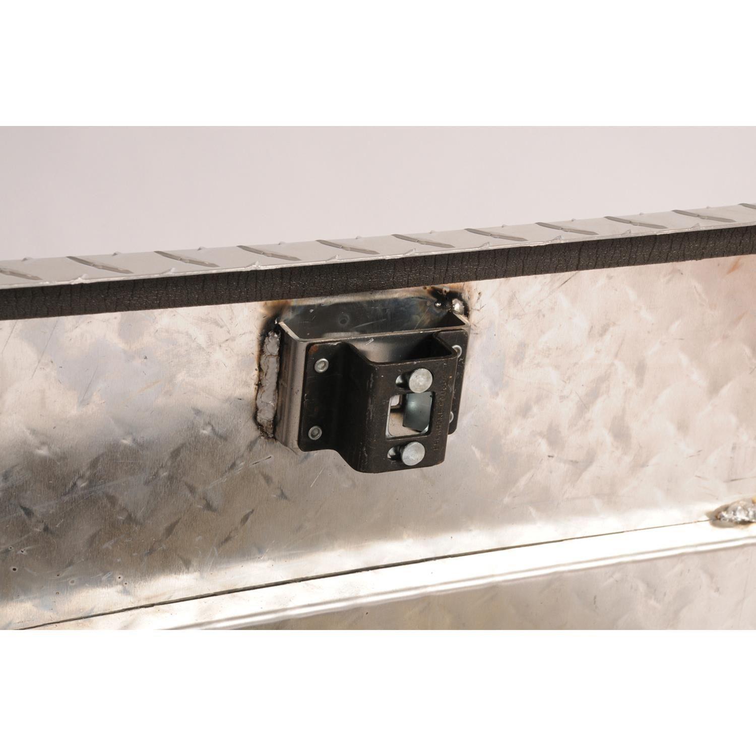 Dee Zee 36in X 20in X 24in Aluminum Triangle Trailer Box | AutoZone