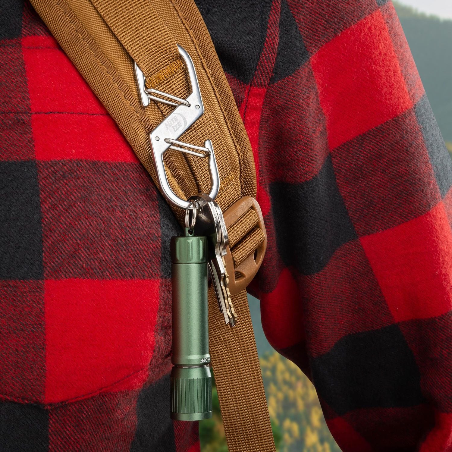 Nite Ize Carabiner Set ZS3-11-R6 | AutoZone