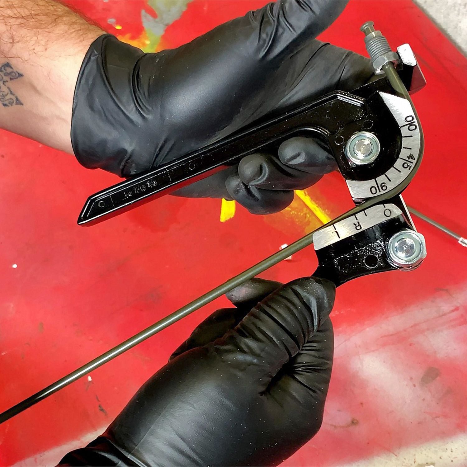 OEMTOOLS Heavy Duty Tube Bender | AutoZone