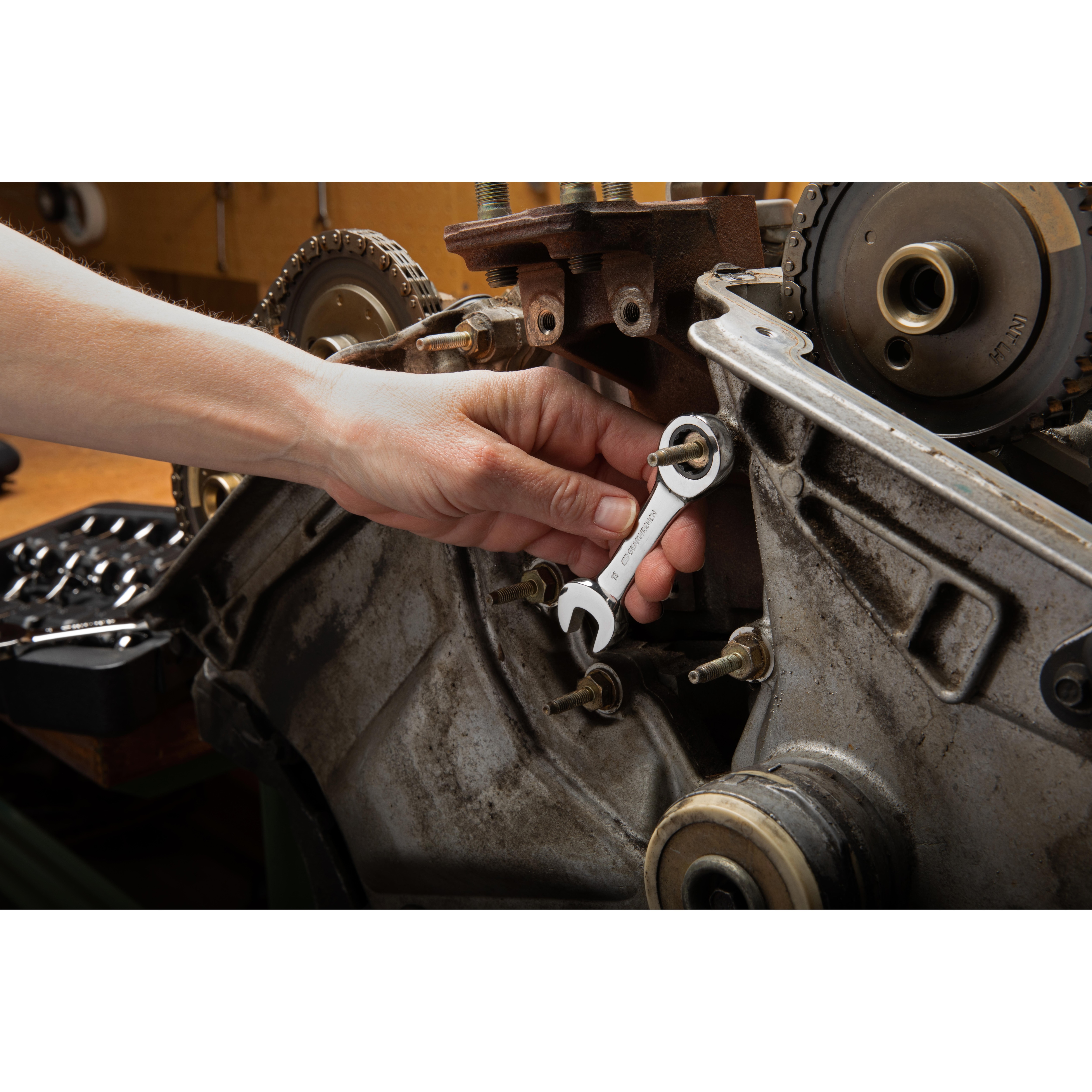 GearWrench 72-Tooth 12 Point Stubby Ratcheting SAE and Metric