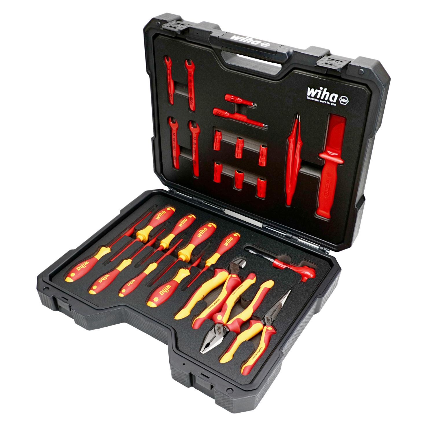 Wiha Multi-Purpose Tool Set | AutoZone