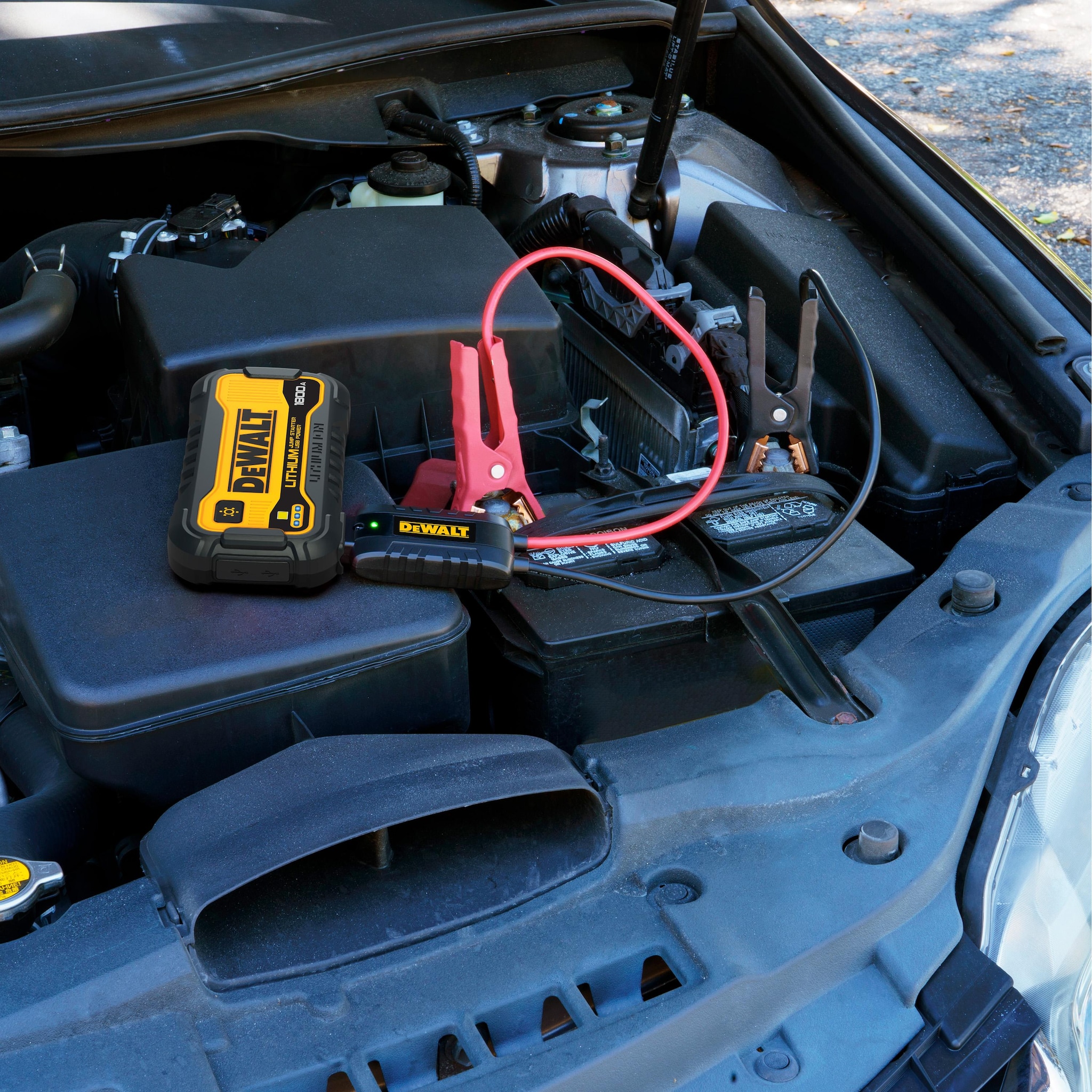 Auto Zone Jumpbox Dewalt 1800 Amp Vehicle Jump Starter | AutoZone
