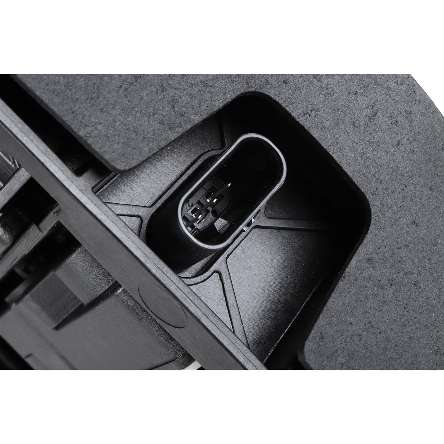 GM Genuine Parts Radiator Shutter Assembly 85524693 | AutoZone