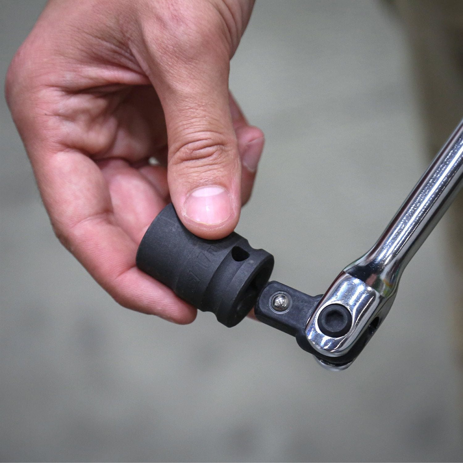 Great Neck 1/2in Drive 18 in. Breaker Bar | AutoZone