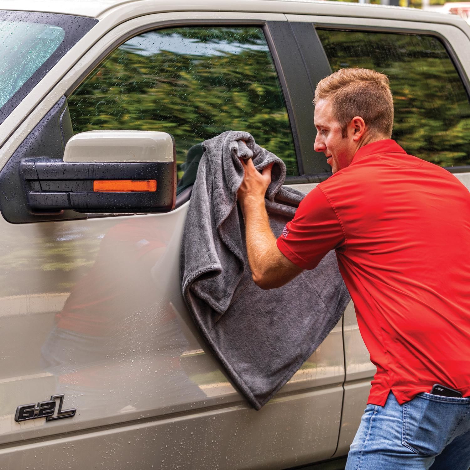 Griot's Garage PFM Extra-Large Edgeless Drying Towel | AutoZone