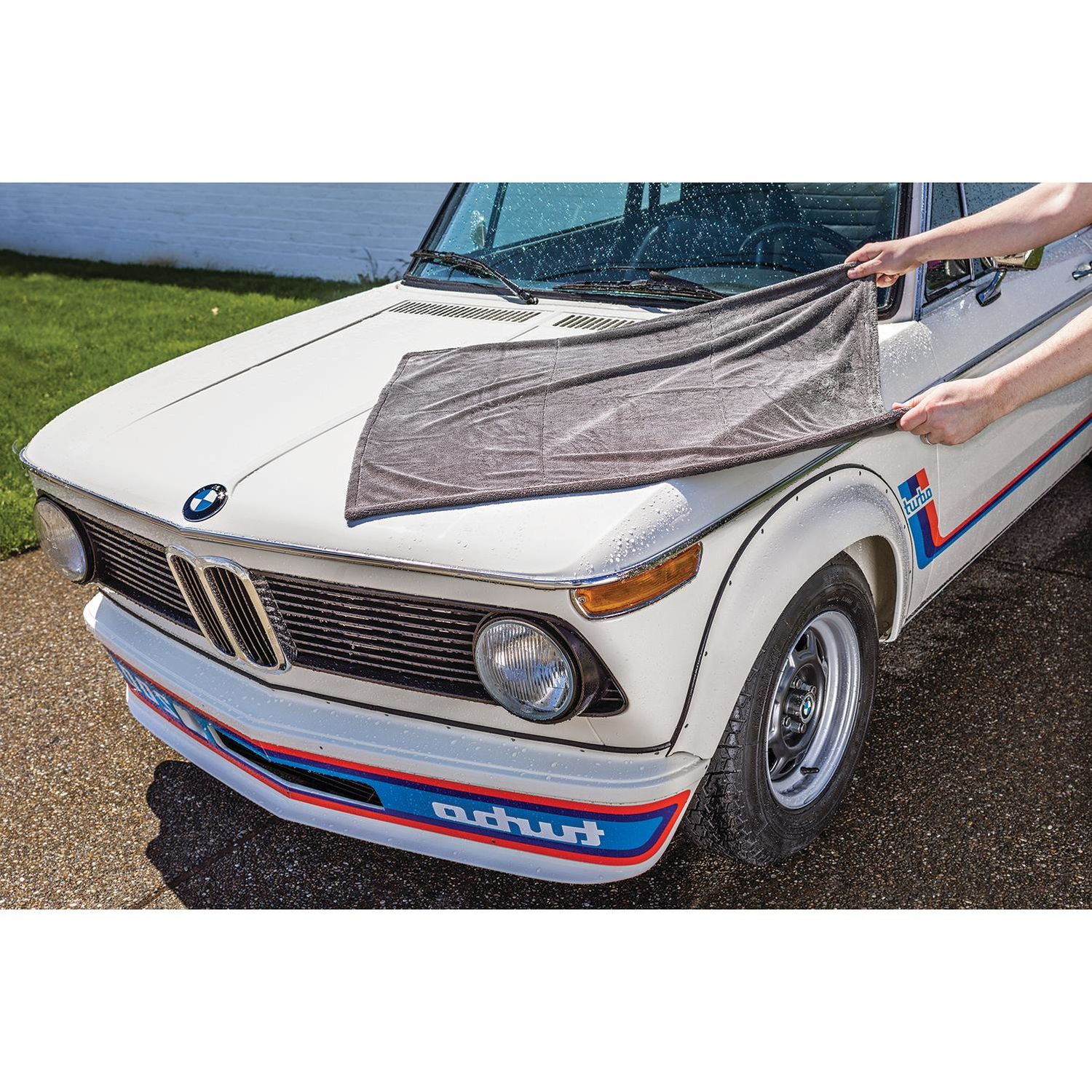 Griot's Garage PFM Extra-Large Edgeless Drying Towel | AutoZone