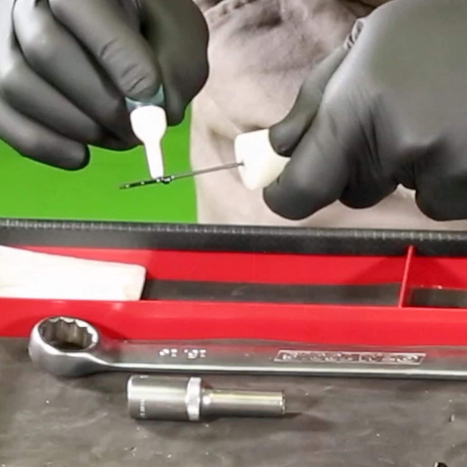 OEMTOOLS Porcelain Extractor Kit | AutoZone